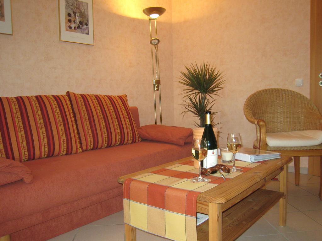 Sch Ne Wohnung In Der Moselregion Kinheim Kültér fotó